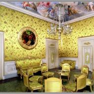 Salone giallo all'interno della casa-museo