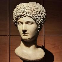 Imperatrici, matrone, liberte. Volti e segreti delle donne romane